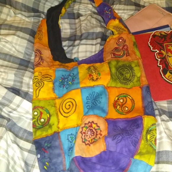 Purses - Picture 4 of 4